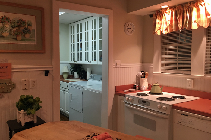 Kitchen-Laudry Room